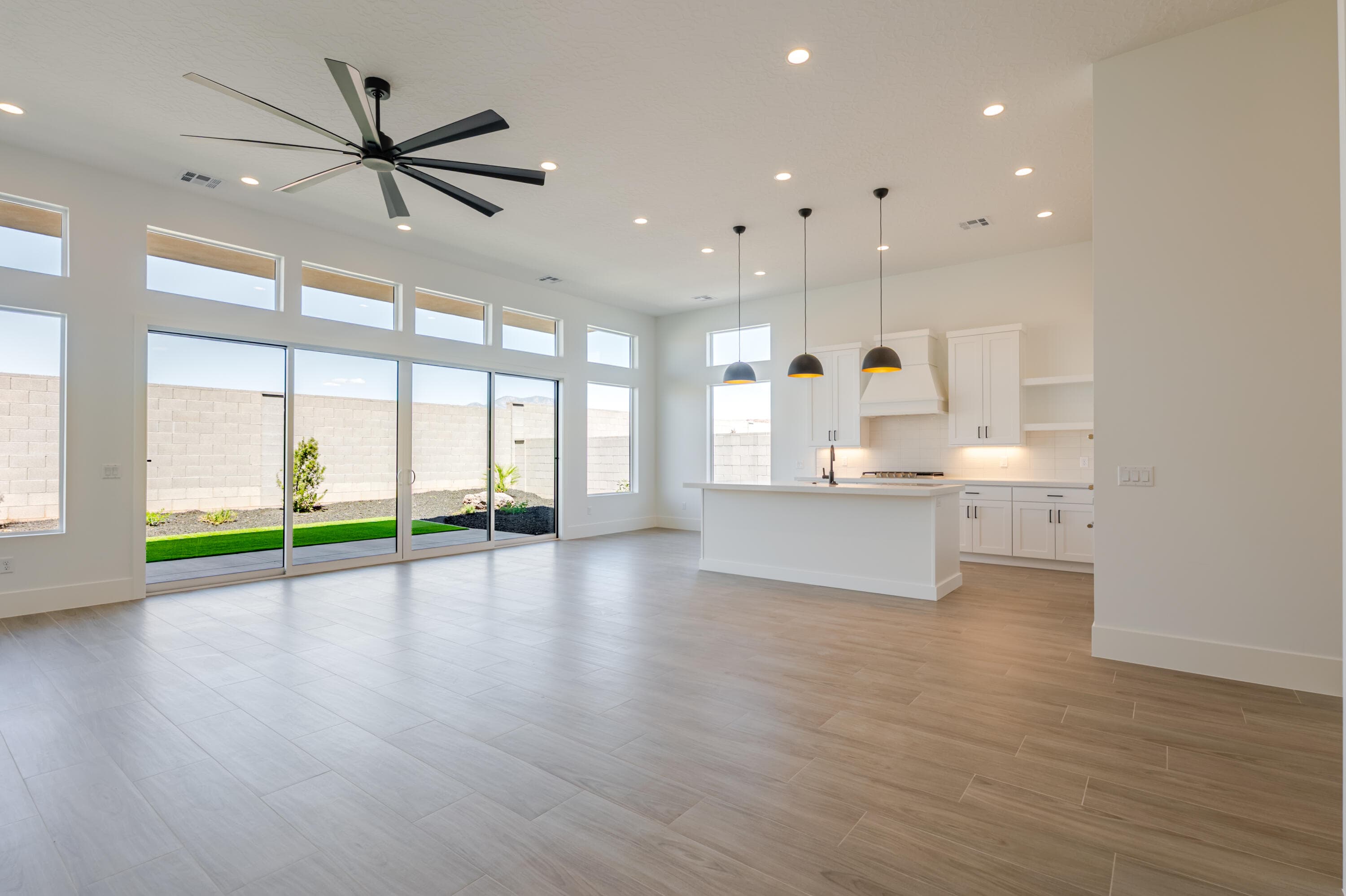 Aroya Home