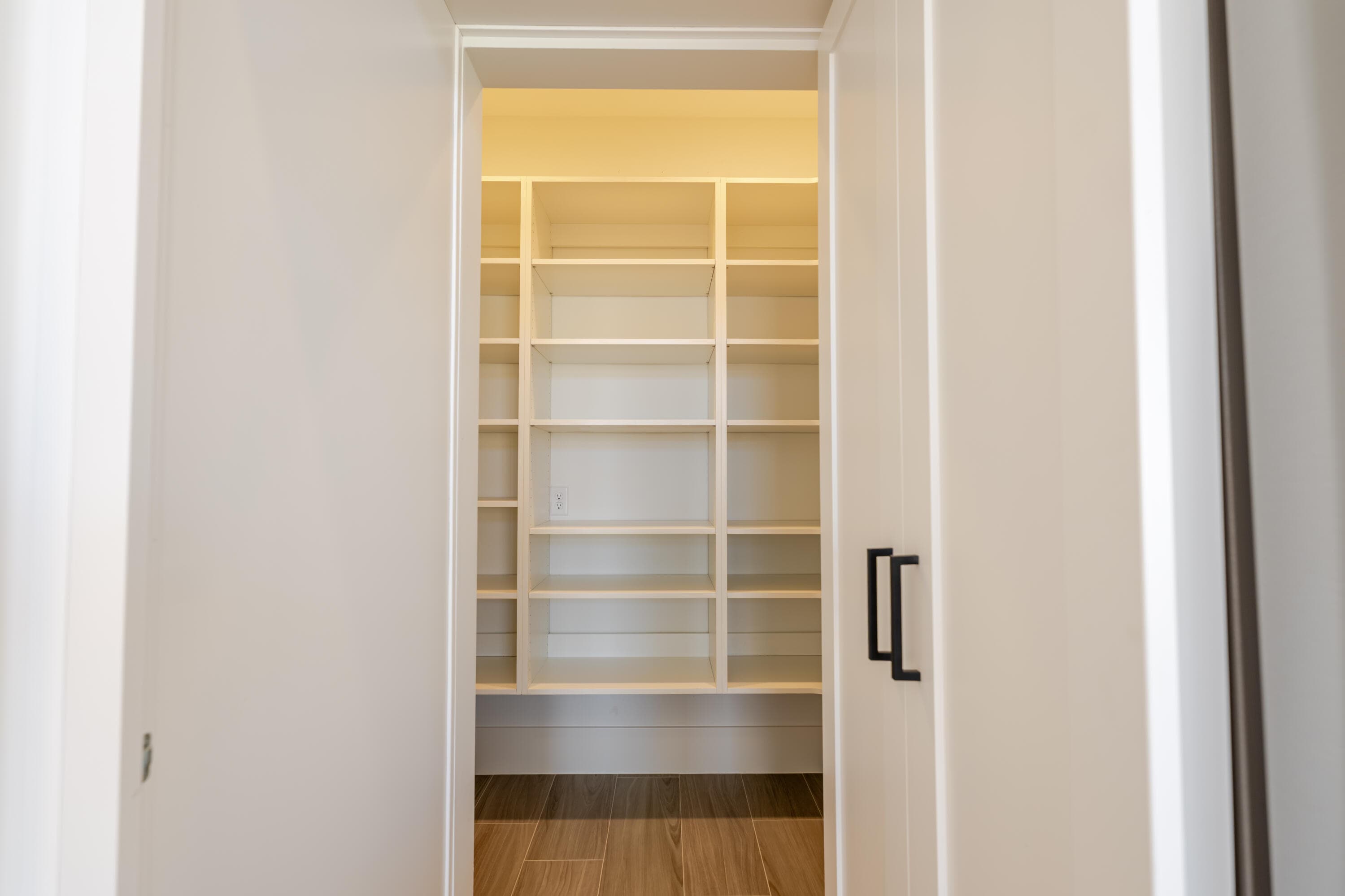 Aroya Home
