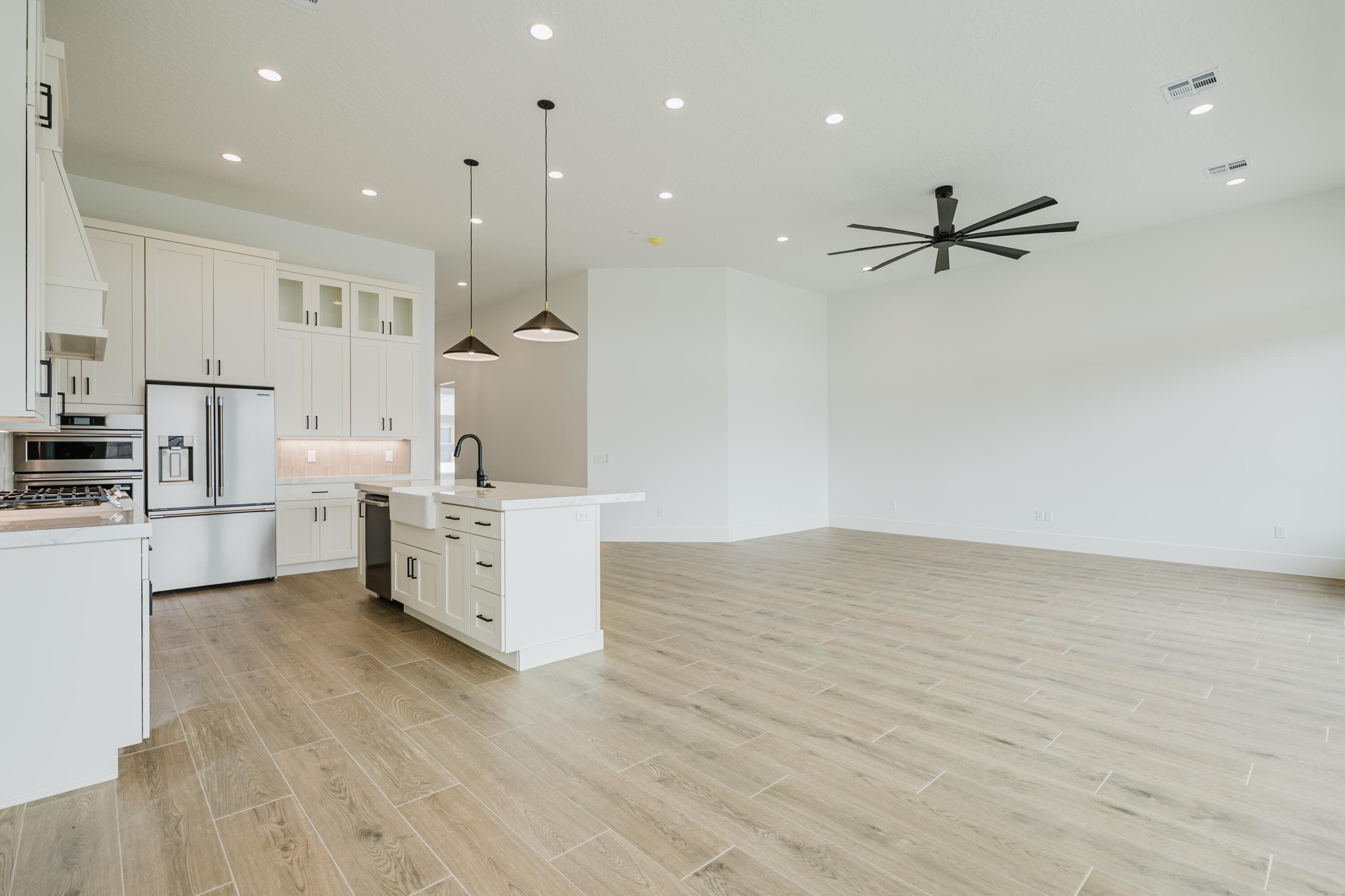 Capella Home