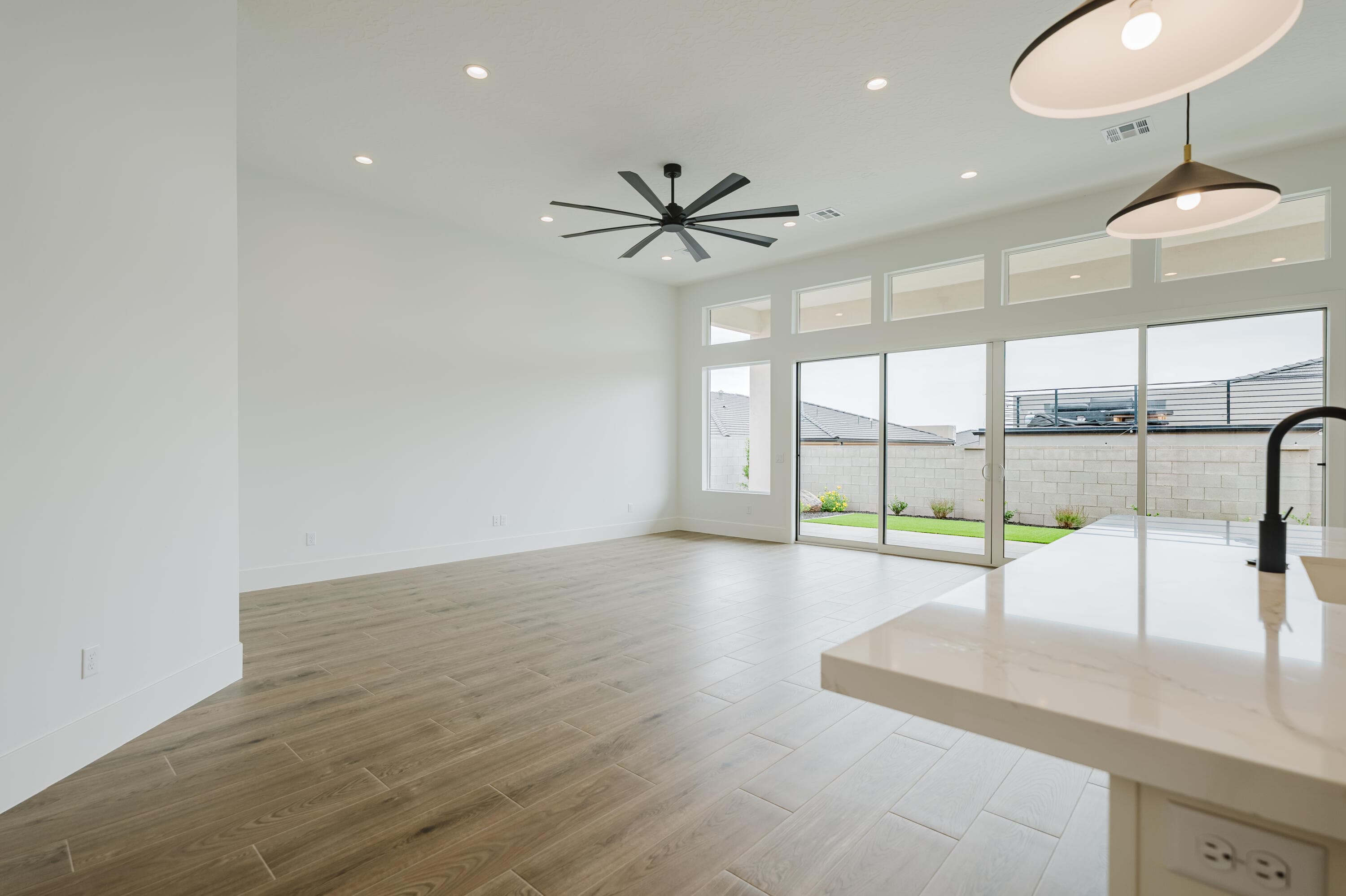 Capella Home