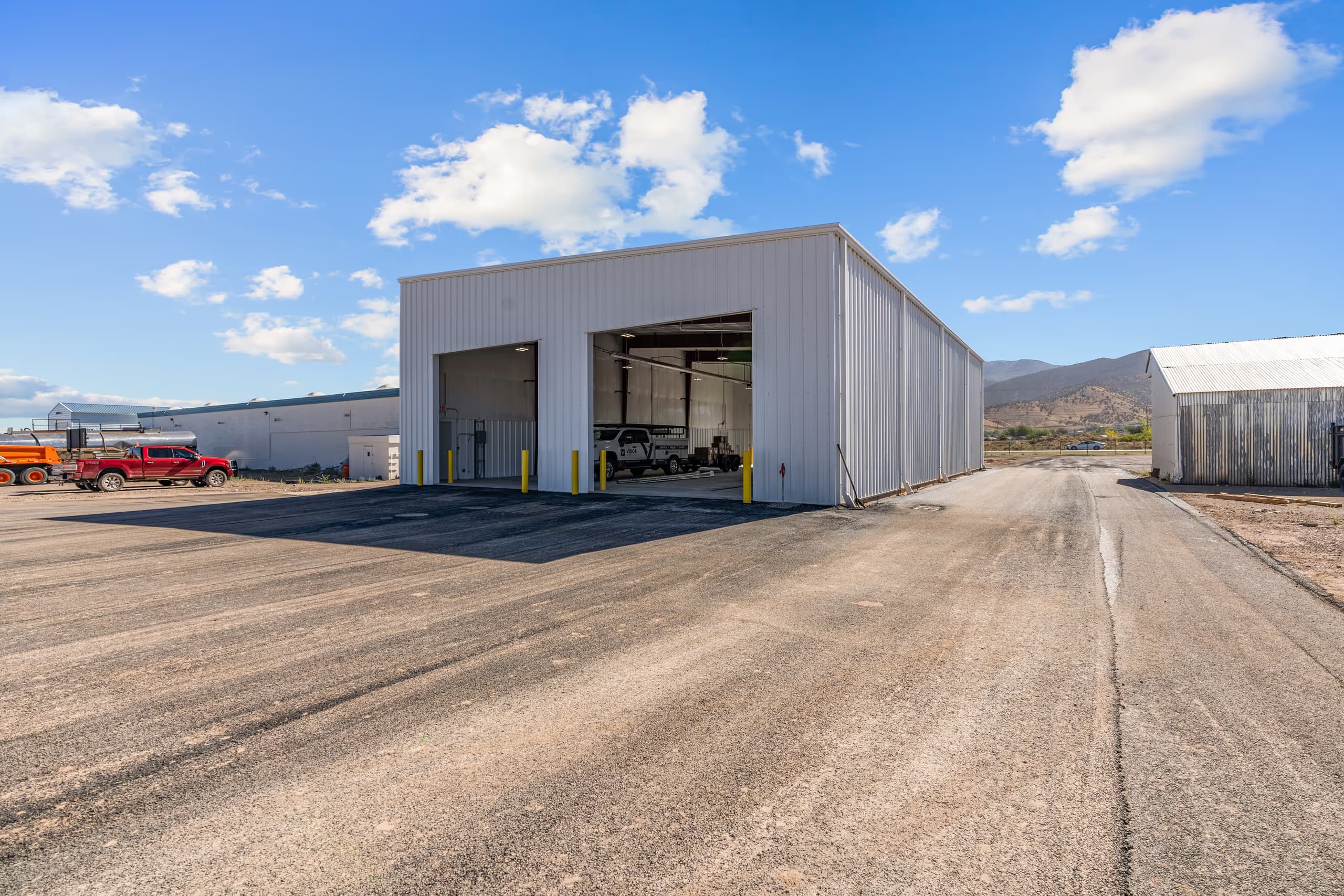 Exterior of the Utah Department of Transportation facility built by New Wave Construction in Cedar City